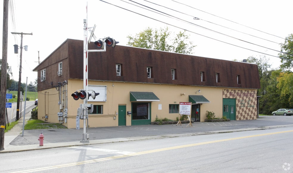 115 W Main St, Evans City, PA for sale - Building Photo - Image 2 of 7