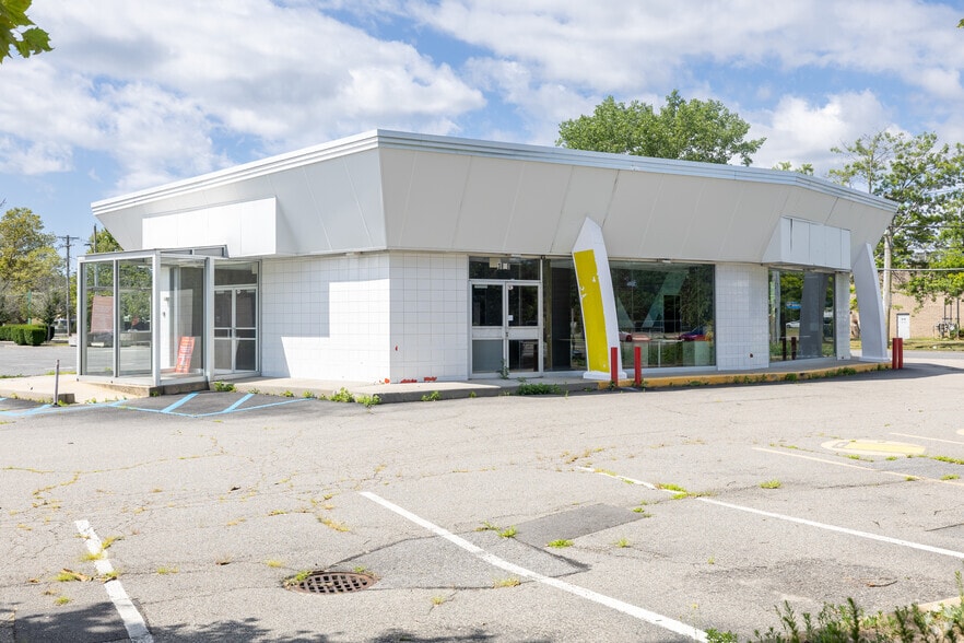 3850 Veterans Memorial Hwy, Bohemia, NY for lease - Primary Photo - Image 1 of 38