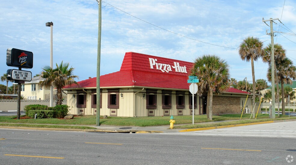 500 S Atlantic Ave, Daytona Beach, FL à louer - Photo du bâtiment - Image 2 de 3