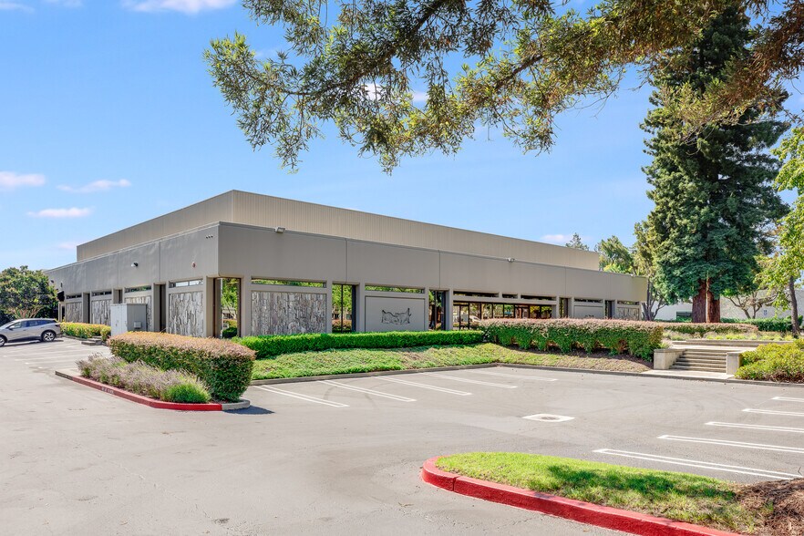 390-392 Potrero Ave, Sunnyvale, CA à louer - Photo du bâtiment - Image 2 de 29