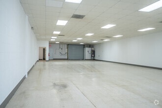 1951-1955 Canton Rd, Marietta, GA for lease Building Photo- Image 1 of 1