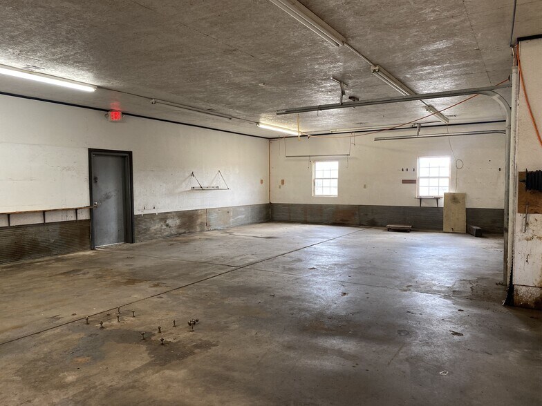 13433 NW Expressway, Piedmont, OK à louer - Photo du bâtiment - Image 2 de 16