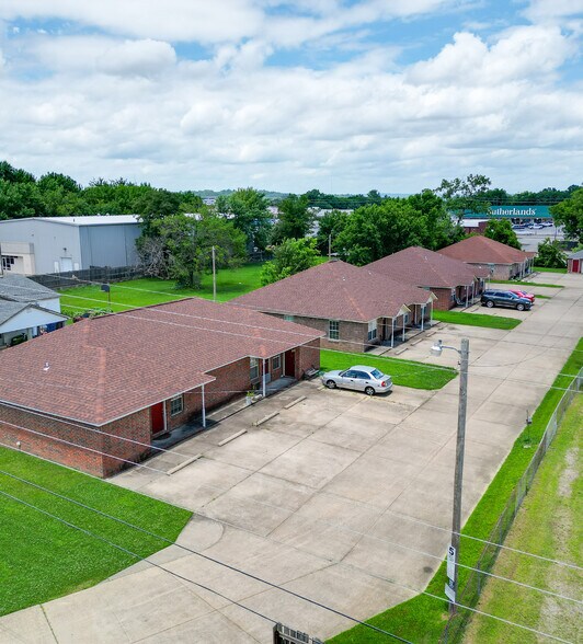 1851 Brazil Ave, Fort Smith, AR à vendre - Photo du bâtiment - Image 3 de 7