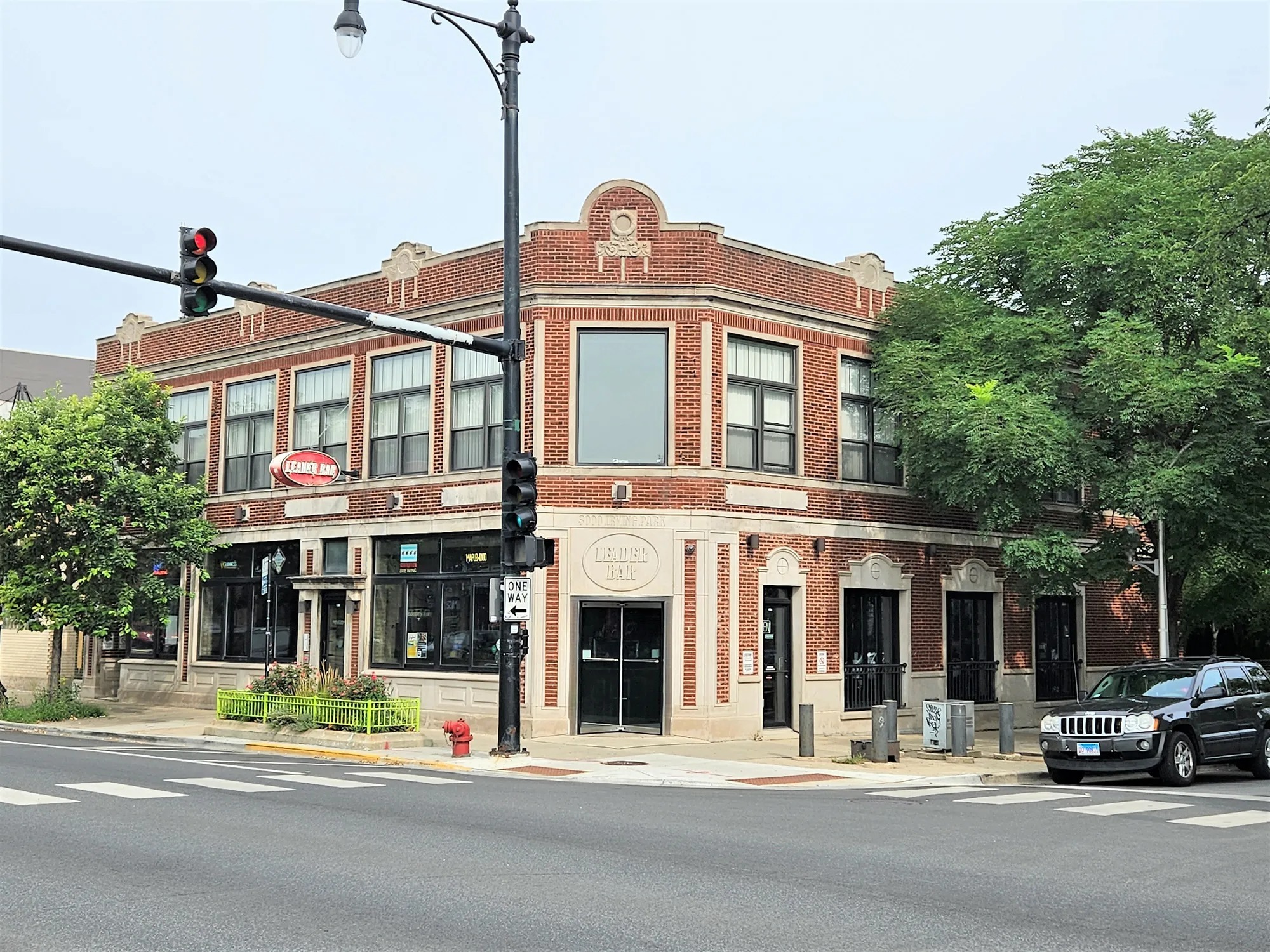 3000 W Irving Park Rd, Chicago, IL à vendre Photo du bâtiment- Image 1 de 1