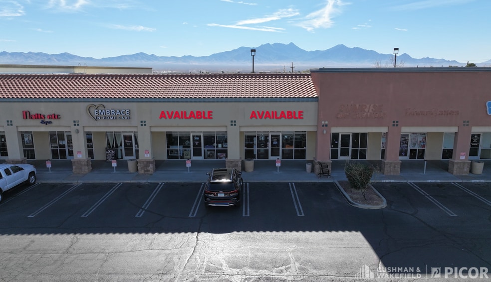 1325 W Duval Mine Rd, Sahuarita, AZ à louer - Photo du bâtiment - Image 3 de 3