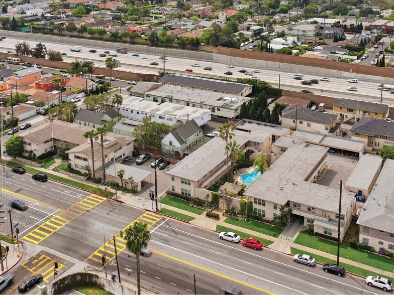 3575 S Sepulveda Blvd, Los Angeles, CA à vendre - Photo du bâtiment - Image 2 de 22