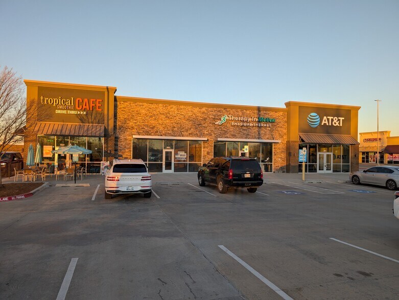 1734-1740 NW 82nd St, Lawton, OK à louer - Photo du bâtiment - Image 1 de 7