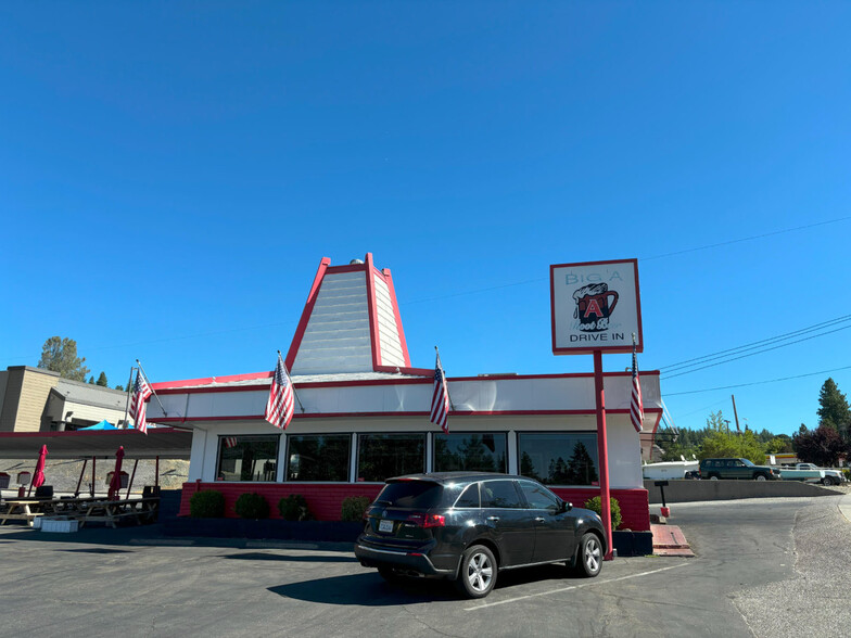 810 E Main St, Grass Valley, CA for sale - Building Photo - Image 1 of 6