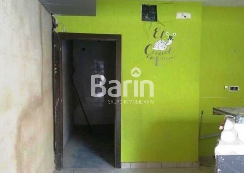 Retail in Córdoba for lease - Building Photo - Image 3 of 3