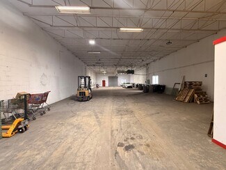 More details for 3660 E 10th Ct, Hialeah, FL - Industrial for Lease