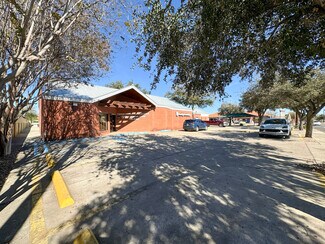 Plus de détails pour 1520 Corpus Christi St, Laredo, TX - Bureau/Commerce de détail à louer