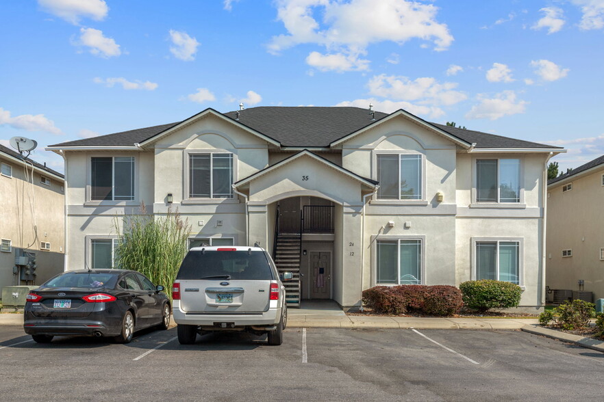 1805 E Overland Rd, Meridian, ID for sale - Building Photo - Image 1 of 11