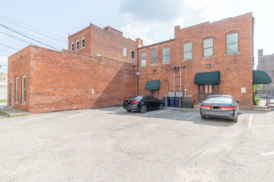 312 N Wayne St, Piqua, OH for lease - Building Photo - Image 3 of 16