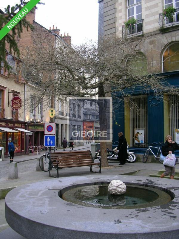 Commerce de détail dans Rennes à louer Photo du bâtiment- Image 1 de 2