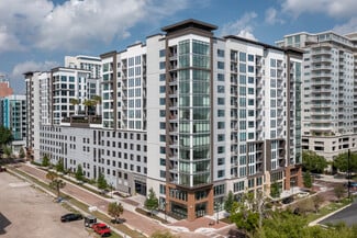 Plus de détails pour 520 E Church St, Orlando, FL - Commerce de détail à louer