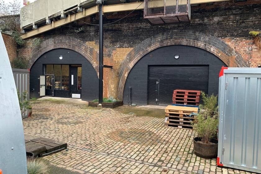 177-188 Blenheim Grv, Londres à louer Photo principale- Image 1 de 2