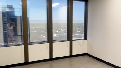 3030 N Central Ave, Phoenix, AZ à louer - Vidéo sur l’inscription commerciale 