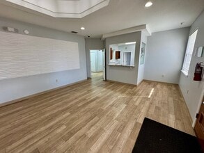 733 S Goldenrod Rd, Orlando, FL for lease Building Photo- Image 2 of 22