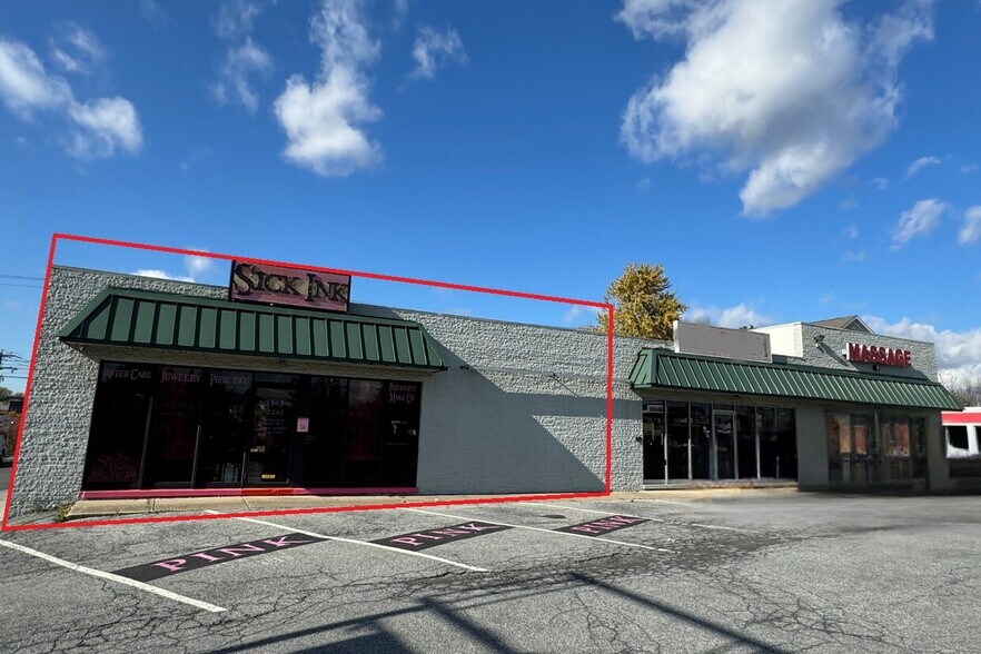 2252-2254 Macarthur Rd, Whitehall, PA à louer - Photo du bâtiment - Image 1 de 3