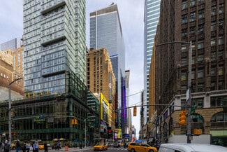 Plus de détails pour 5 Times Sq, New York, NY - Commerce de détail à louer