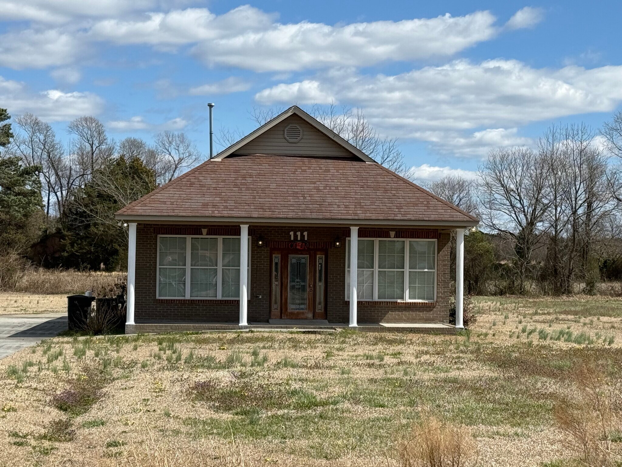111 Fontana St, Clinton, NC for lease Building Photo- Image 1 of 13