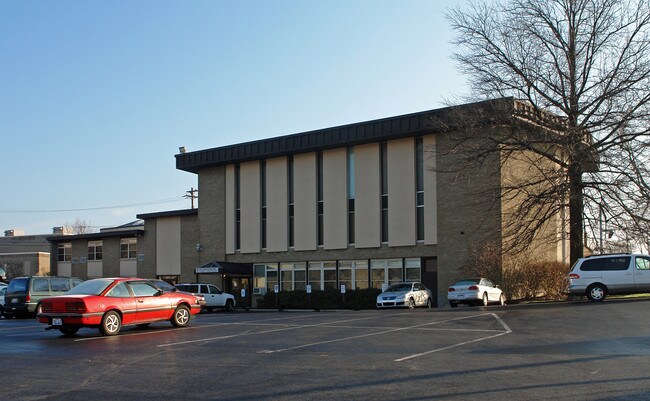 Plus de détails pour 300 Main St, Florence, KY - Bureau/Commerce de détail à louer