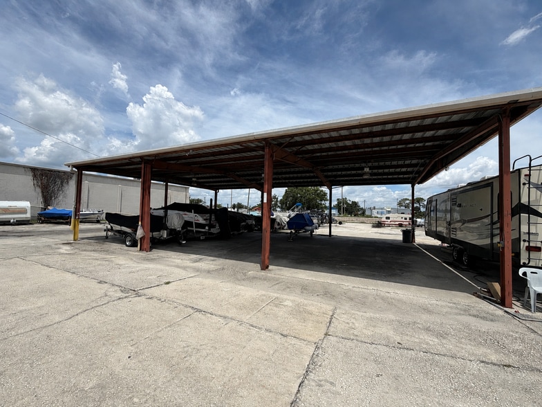 101-112 US Hwy 17 N SE, Winter Haven, FL for lease - Building Photo - Image 2 of 6