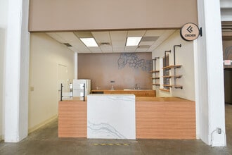 130-136 E Chestnut St, Columbus, OH for lease Interior Photo- Image 2 of 4