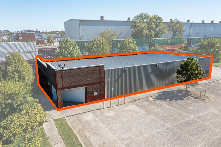 3036 W Broadway, Louisville, KY à vendre - Photo du bâtiment - Image 1 de 3