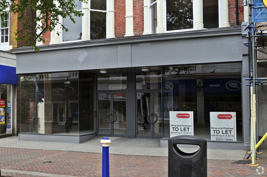 106-108 Terminus Rd, Eastbourne à vendre - Photo du bâtiment - Image 2 de 3