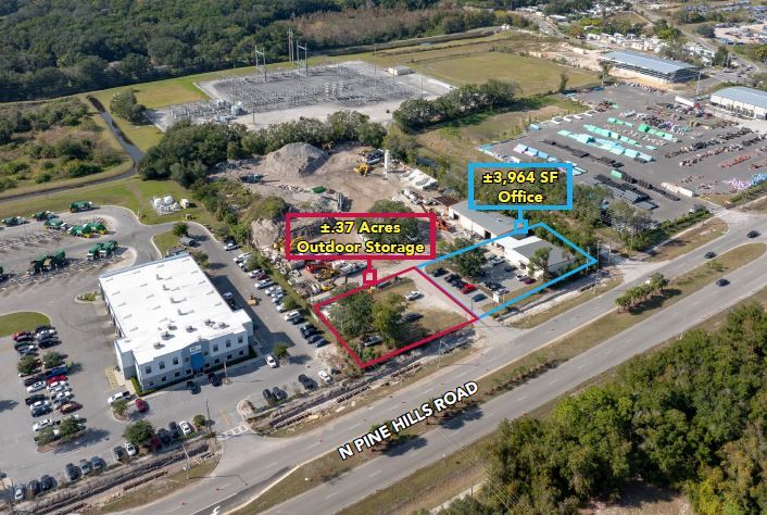 5790 N Pine Hills Rd, Orlando, FL à louer - Photo du bâtiment - Image 1 de 3