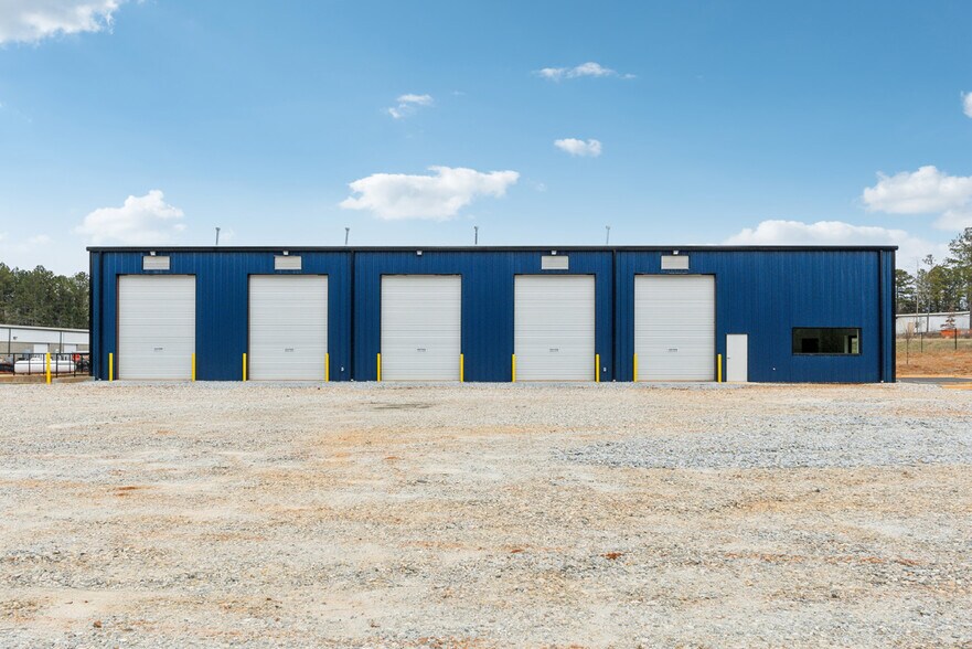 6520 Marbut Rd rd, Lithonia, GA à louer - Photo du bâtiment - Image 3 de 3