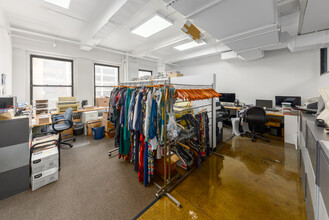 246 W 38th St, New York, NY for lease Interior Photo- Image 2 of 4