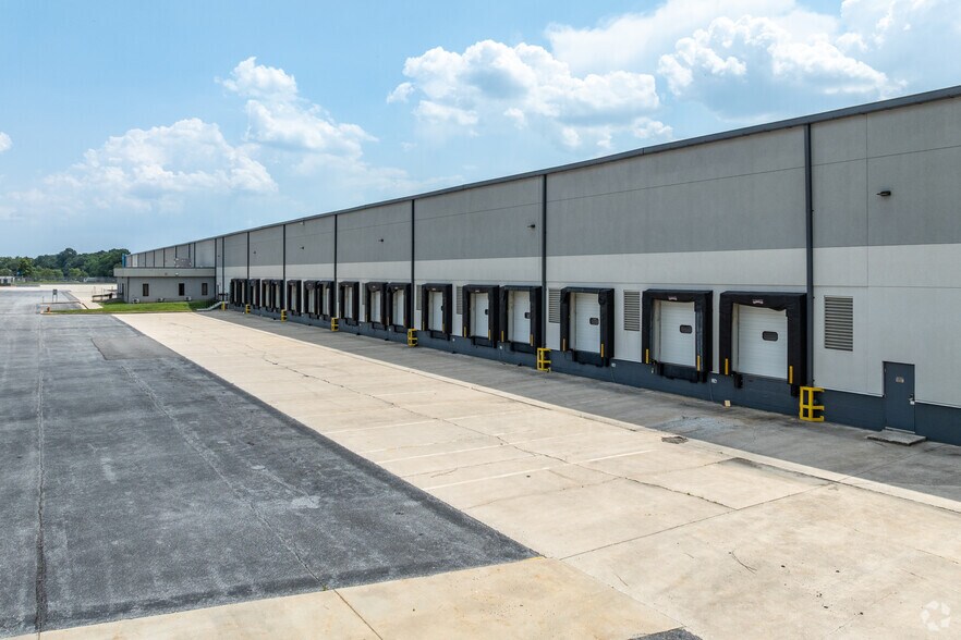 7980 Tarbay Dr, Jessup, MD for lease - Building Photo - Image 2 of 5