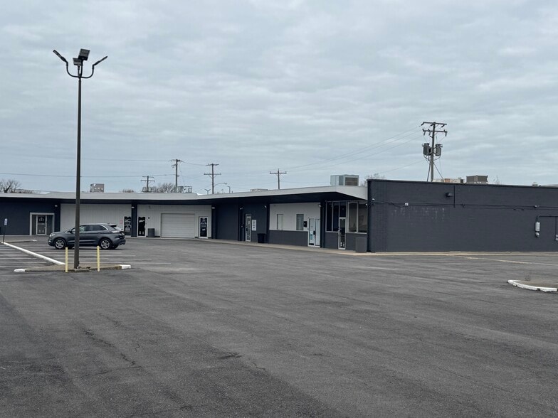 660-670 Lincoln St, Portsmouth, VA à louer - Photo du bâtiment - Image 3 de 25