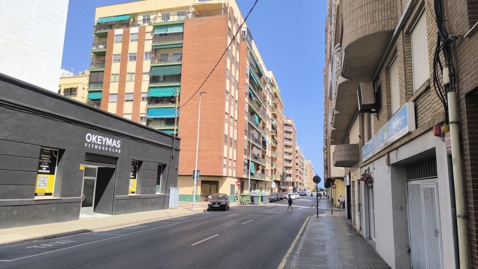 Carrer Orfebres Santalínea, 17, Castelló de la Plana, Castellón for sale - Building Photo - Image 3 of 10