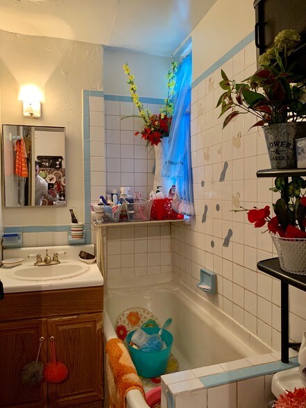 600 Wyona St, Brooklyn, NY à vendre - Photo intérieure - Image 3 de 18