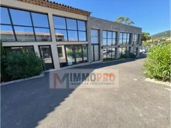 Retail in Sainte-Maxime for lease - Building Photo - Image 1 of 10