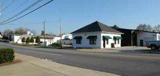 Plus de détails pour 308-320 W Main St, Clayton, NC - Industriel à louer