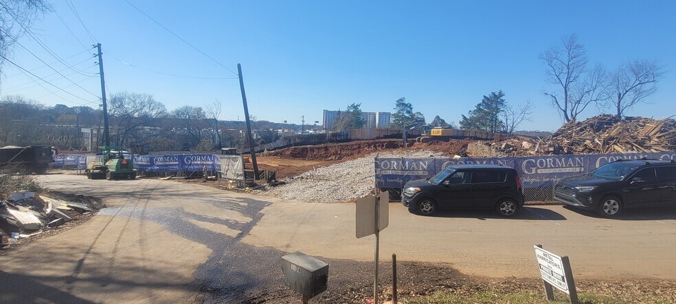 1174 McDonald Dr SE, Atlanta, GA à vendre - Photo du bâtiment - Image 2 de 8