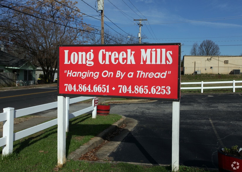 108 S Webb St, Gastonia, NC for lease - Building Photo - Image 3 of 11