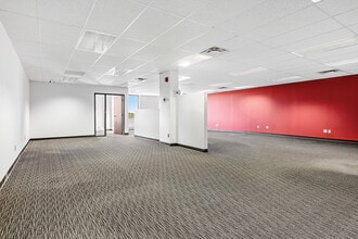 885 Meadowlands Dr, Ottawa, ON for lease Interior Photo- Image 2 of 28