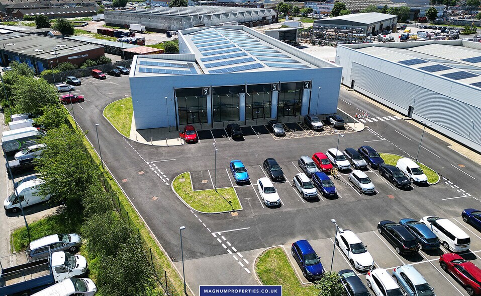 South Bank Rd, Middlesbrough à louer - Photo du bâtiment - Image 3 de 6