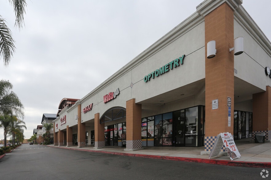3600-3770 McFadden Ave, Santa Ana, CA for lease - Building Photo - Image 3 of 4