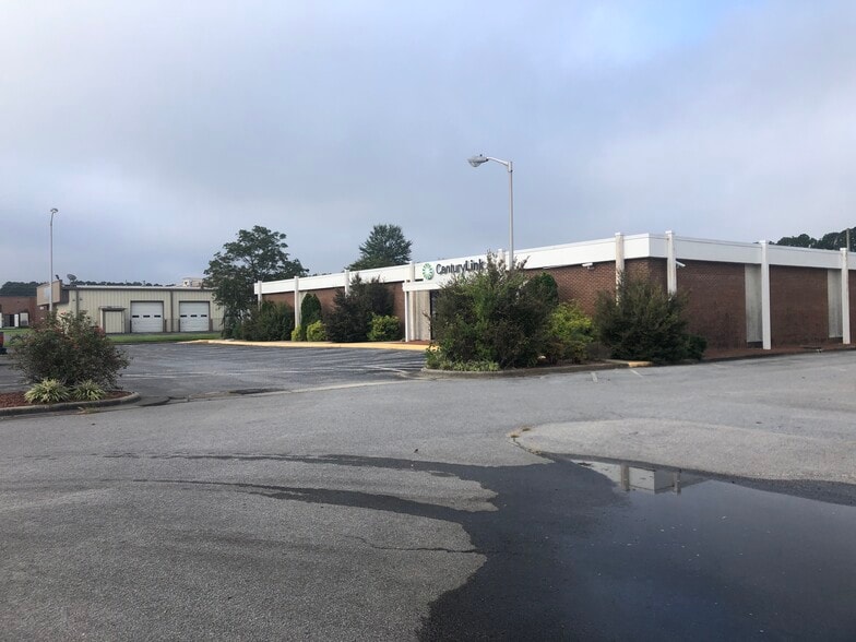 1530 Hooker Rd, Greenville, NC for lease - Building Photo - Image 3 of 37