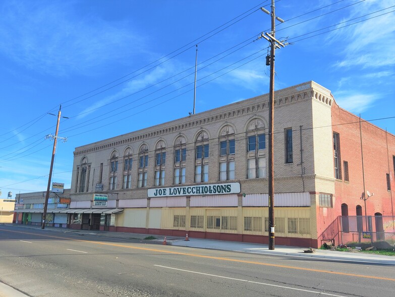 102-148 N Wilson Way, Stockton, CA for lease - Primary Photo - Image 1 of 8