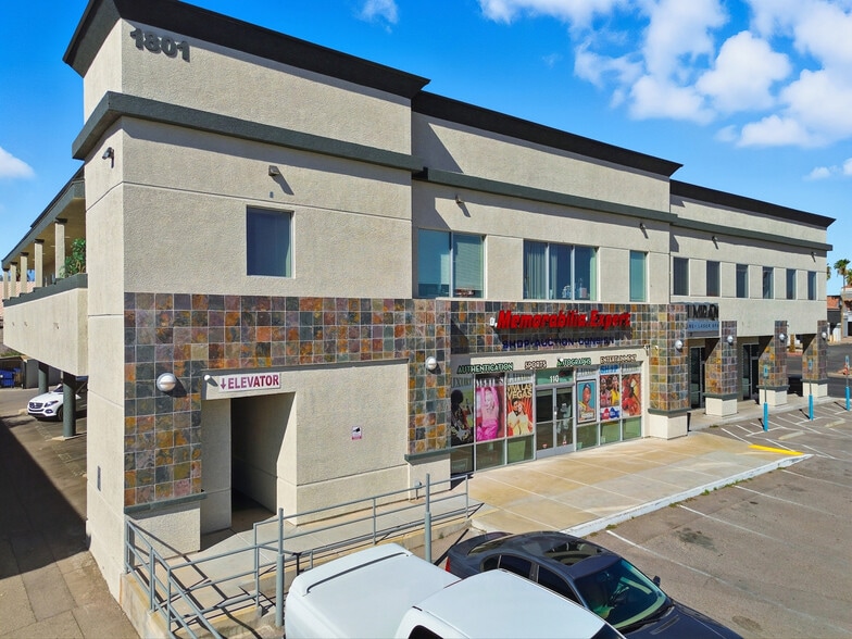 1801 S Rainbow Blvd, Las Vegas, NV for lease - Building Photo - Image 3 of 23