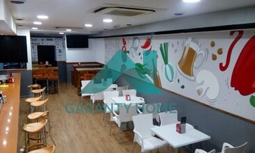 Retail in Cáceres, Cáceres for lease Interior Photo- Image 2 of 5