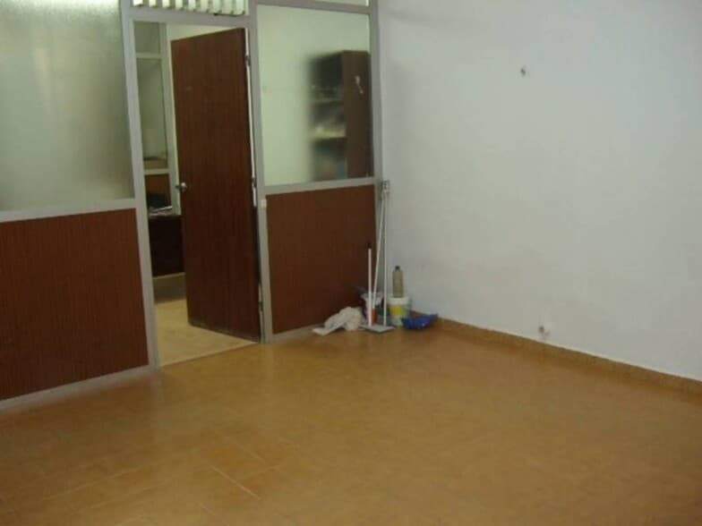 Immeuble residentiel dans Sabadell, Barcelona à vendre - Photo intérieure - Image 2 de 9