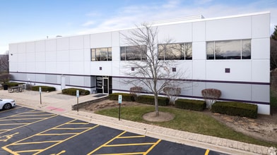 1018 Tri-State Pky, Gurnee, IL à louer Photo du bâtiment- Image 1 de 7